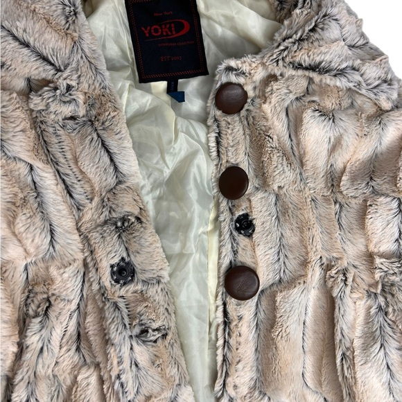 Yoki Jacket Womens Large Cream Faux Rabbit Fur Long Sleeve Button Up SOFT!!! - Picture 12 of 14